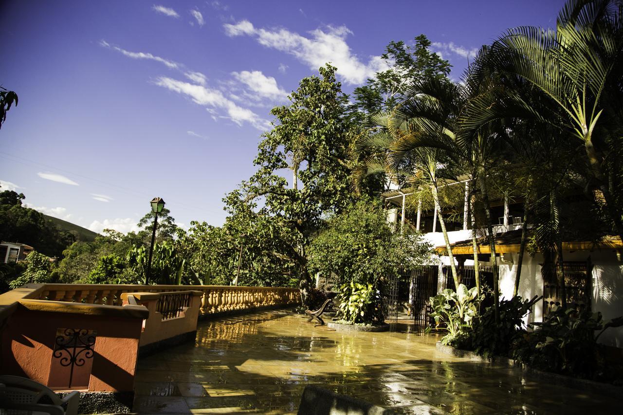 Ecohotel Otrolado Lodge Los Andes  Luaran gambar